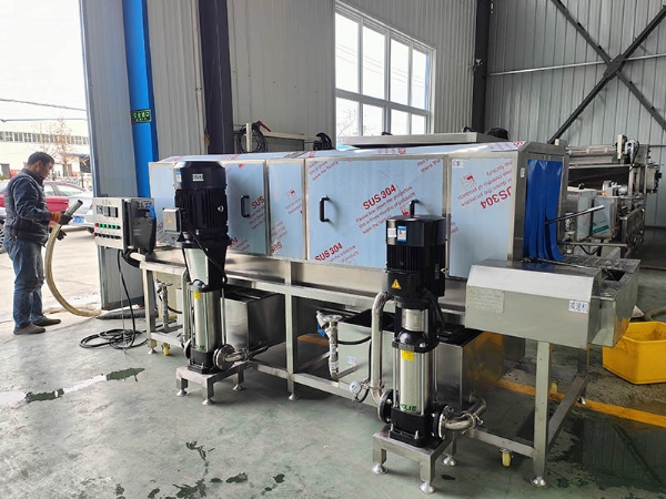 周轉(zhuǎn)筐清洗機