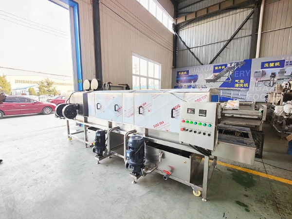 周轉(zhuǎn)筐清洗機